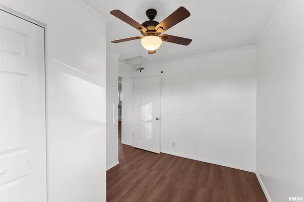 $136,000 | 3221 66th Avenue, Moline, IL 61265