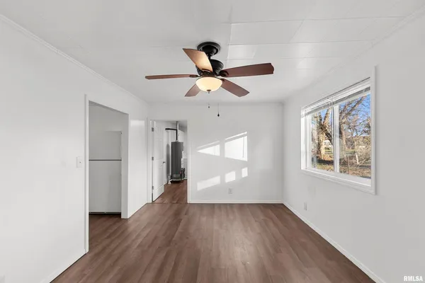 $136,000 | 3221 66th Avenue, Moline, IL 61265