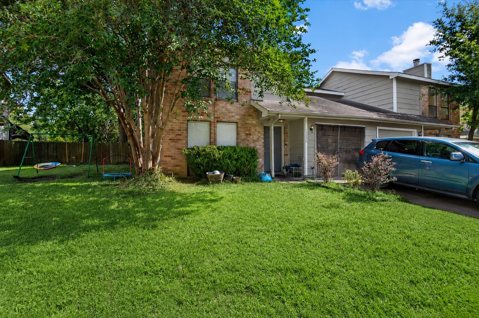 10028 Spring Pl Drive Houston, TX 77070 - Photo 4 of 14 Following photos are of unit 10028 Spring Place.