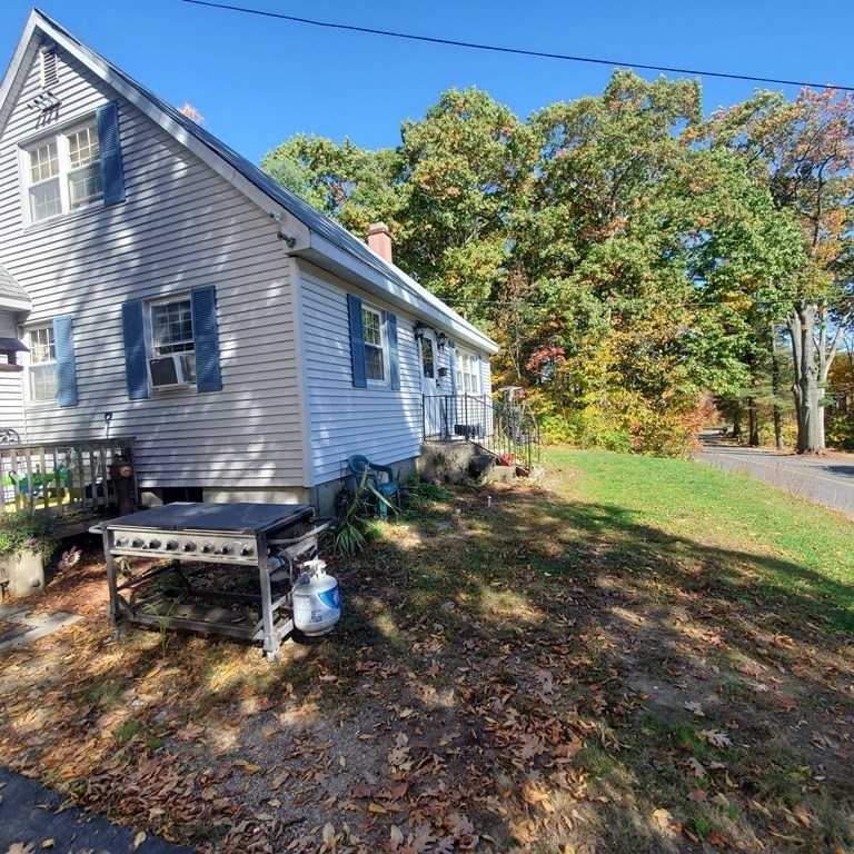 162 Old Worcester Road Charlton, MA 01507 - Photo 14 of 20