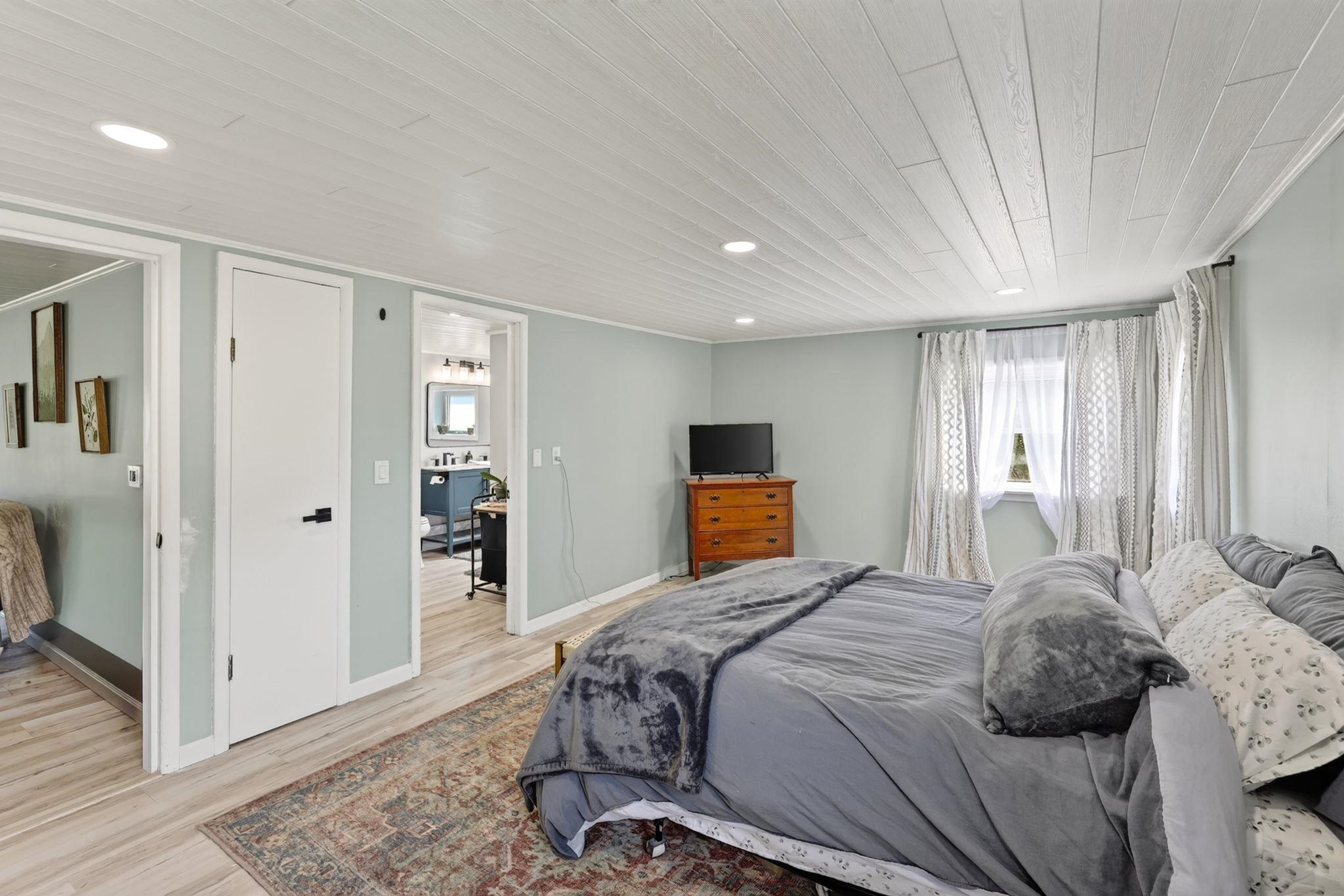 W6219 West Bush Road Pardeeville, WI 53954 - Photo 15 of 42 Gallery Image 15
