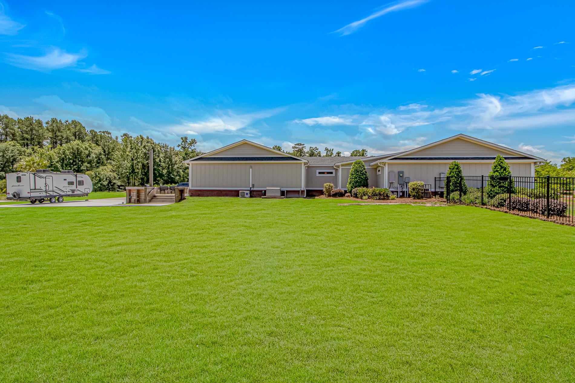 15810 County Line Road Andrews, SC 29510 - Photo 7 of 35