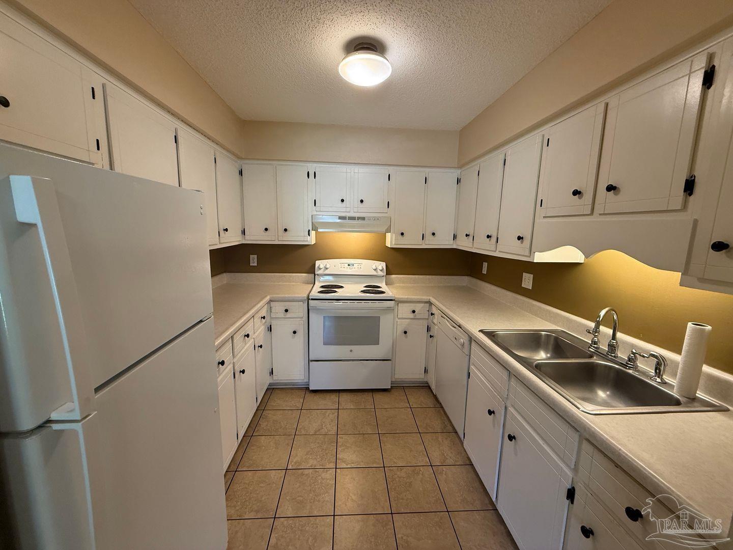 9221 Beatrice Road Pensacola, FL 32514 - Photo 6 of 15 Gallery Image 6