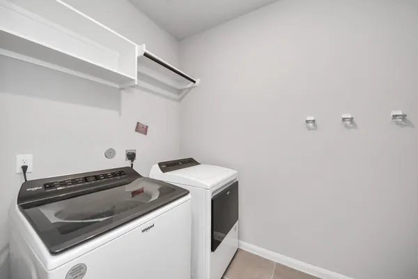 $2,300 | 518 Ellwood Terrace Lane, Richmond, TX 77406