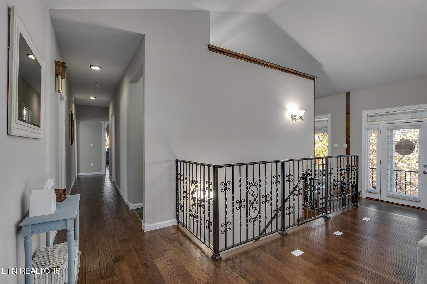 417 River Road Loudon, TN 37774 - Photo 11 of 60 Bedroom Hall