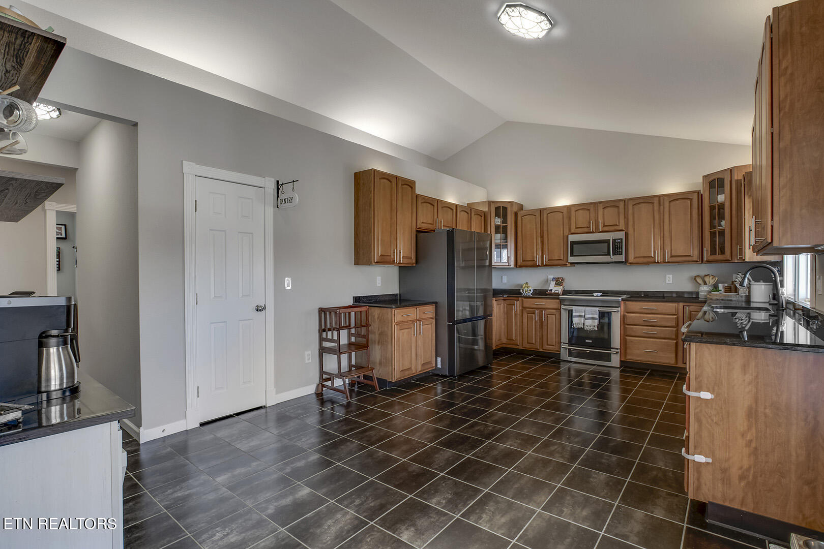 417 River Road Loudon, TN 37774 - Photo 15 of 60 Kitchen