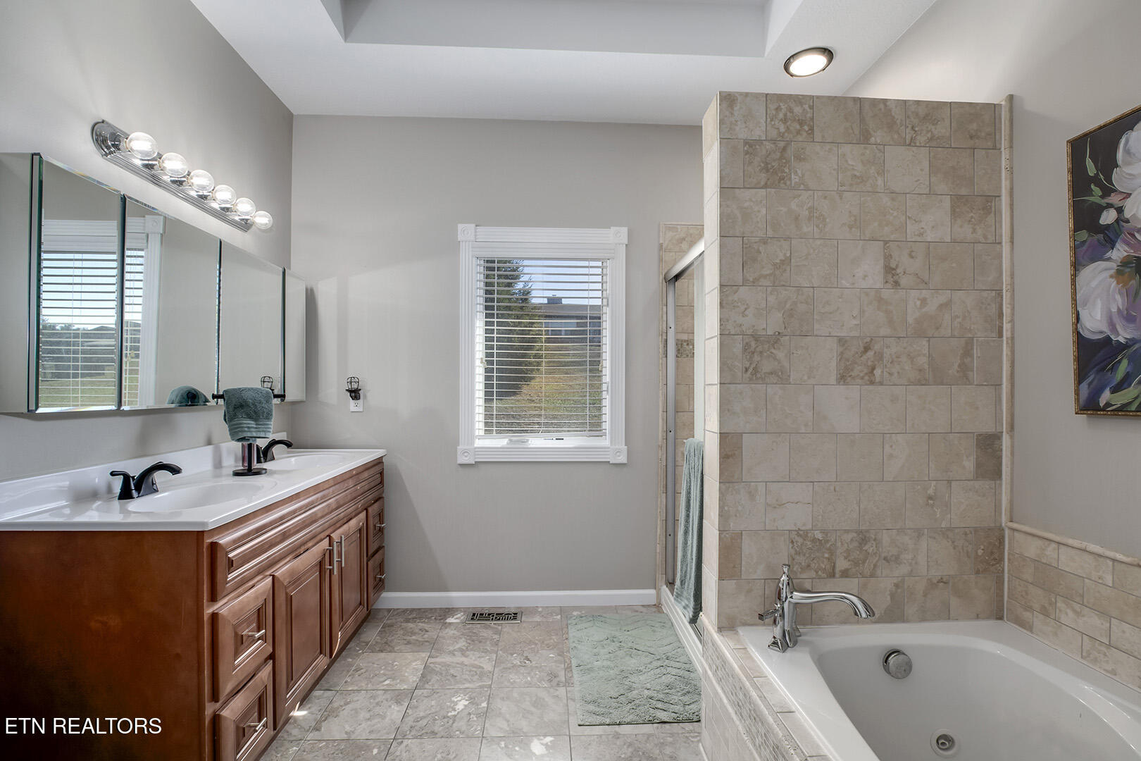 417 River Road Loudon, TN 37774 - Photo 26 of 60 Primary Bath 1