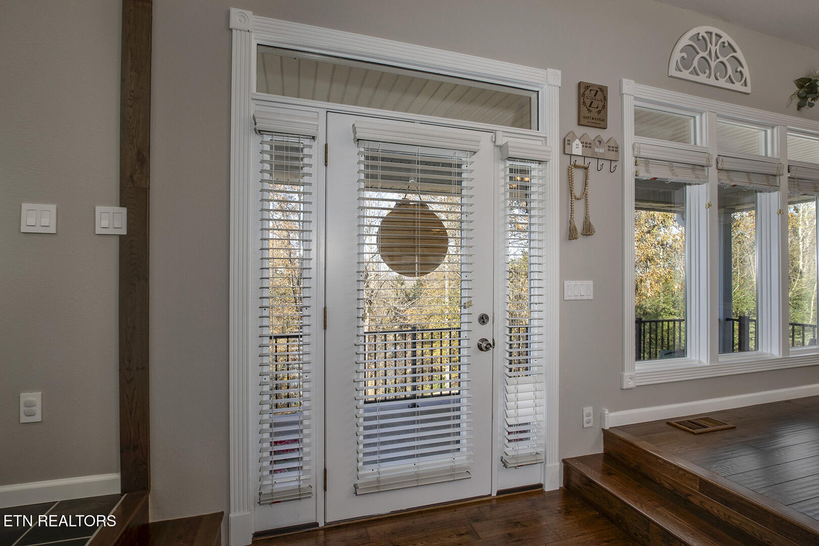 417 River Road Loudon, TN 37774 - Photo 9 of 60 Foyer