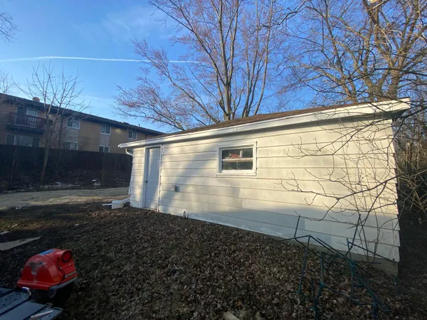 $154,900 | 8621 North Granville Road, Milwaukee, WI 53224