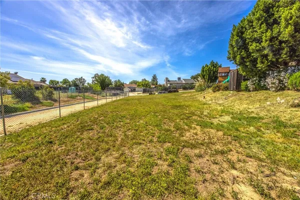 $525,000 | 33507 Colorado Street, Yucaipa, CA 92399