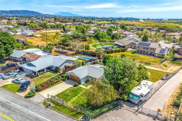 $525,000 | 33507 Colorado Street, Yucaipa, CA 92399