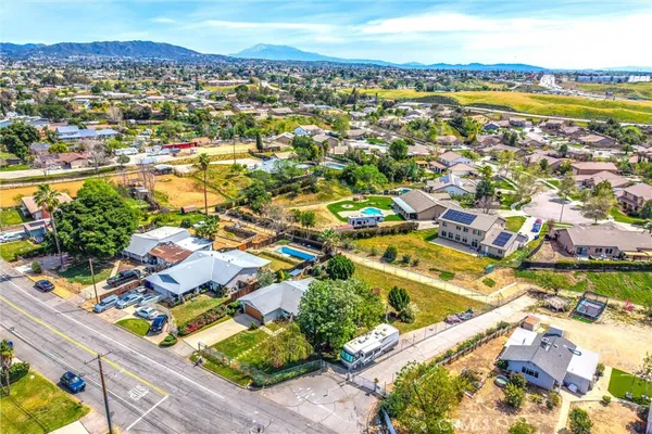 $525,000 | 33507 Colorado Street, Yucaipa, CA 92399