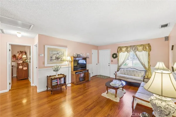 $525,000 | 33507 Colorado Street, Yucaipa, CA 92399