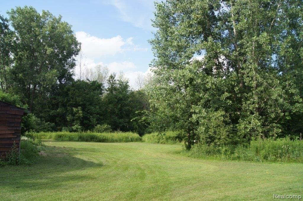 2430 West Snover Road Mayville, MI 48744 - Photo 18 of 19 2430 Snover 021.jpg