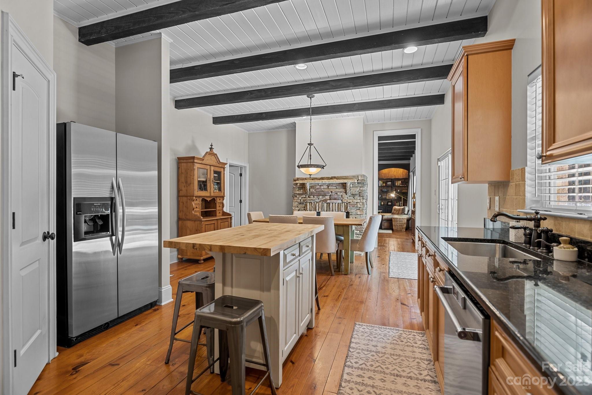 4446 Magnolia Bridge Road Charlotte, NC 28210 - Photo 11 of 35 Gallery Image 11