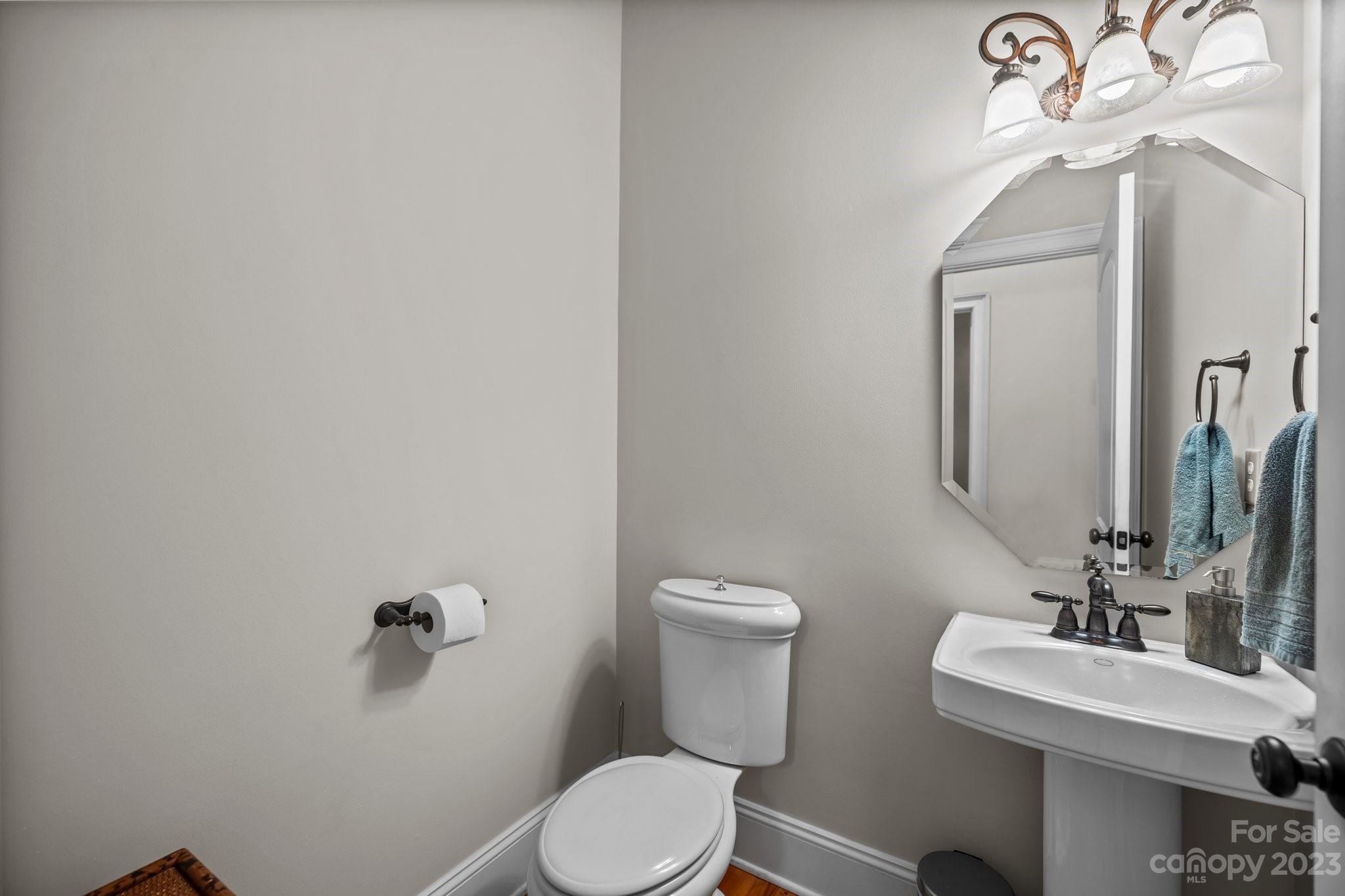 4446 Magnolia Bridge Road Charlotte, NC 28210 - Photo 15 of 35 Gallery Image 15