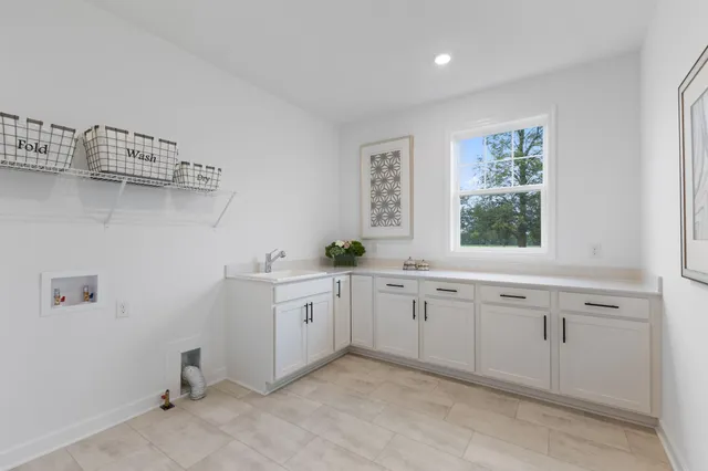 $914,115 | 1872 Royal Boulevard North, Lake Elmo, MN 55042