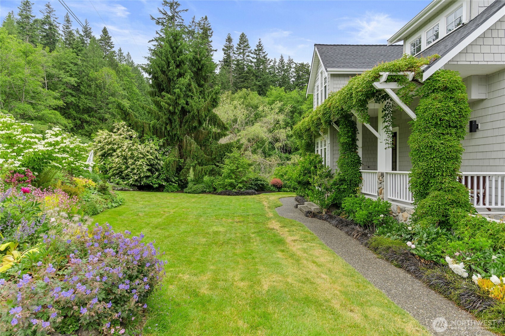 5663 South Campbell Lake Road Anacortes, WA 98221 - Photo 3 of 40