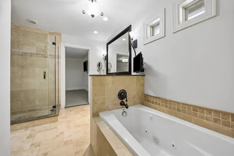 $1,985,000 | 6231 Holly Springs Drive, Houston, TX 77057