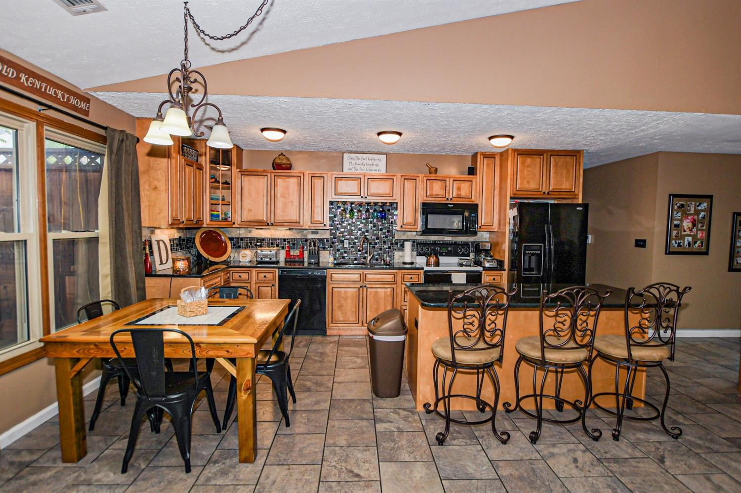 841 Stratton Lane Winchester, KY 40391 - Photo 4 of 24 Photo 4