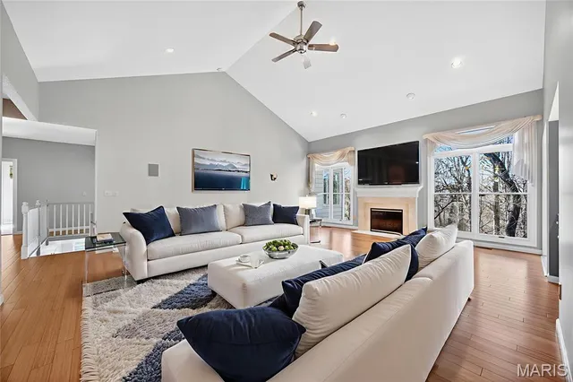 $1,060,000 | 17718 Chaistain Court, Chesterfield, MO 63005