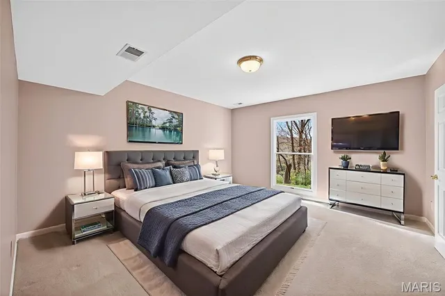 $1,060,000 | 17718 Chaistain Court, Chesterfield, MO 63005