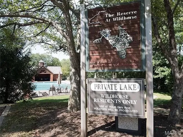 $1,060,000 | 17718 Chaistain Court, Chesterfield, MO 63005