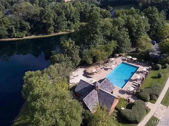 $1,060,000 | 17718 Chaistain Court, Chesterfield, MO 63005