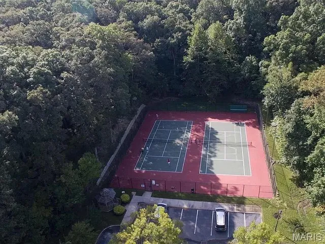 $1,060,000 | 17718 Chaistain Court, Chesterfield, MO 63005