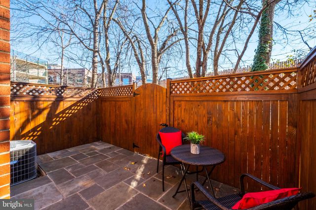 $607,500 | 132 South Wise Street, Arlington, VA 22204