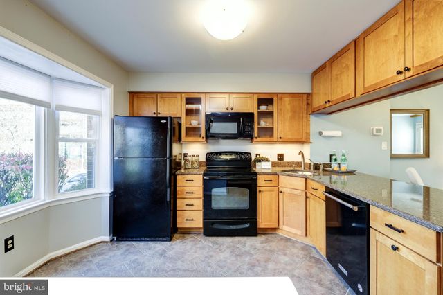 $607,500 | 132 South Wise Street, Arlington, VA 22204