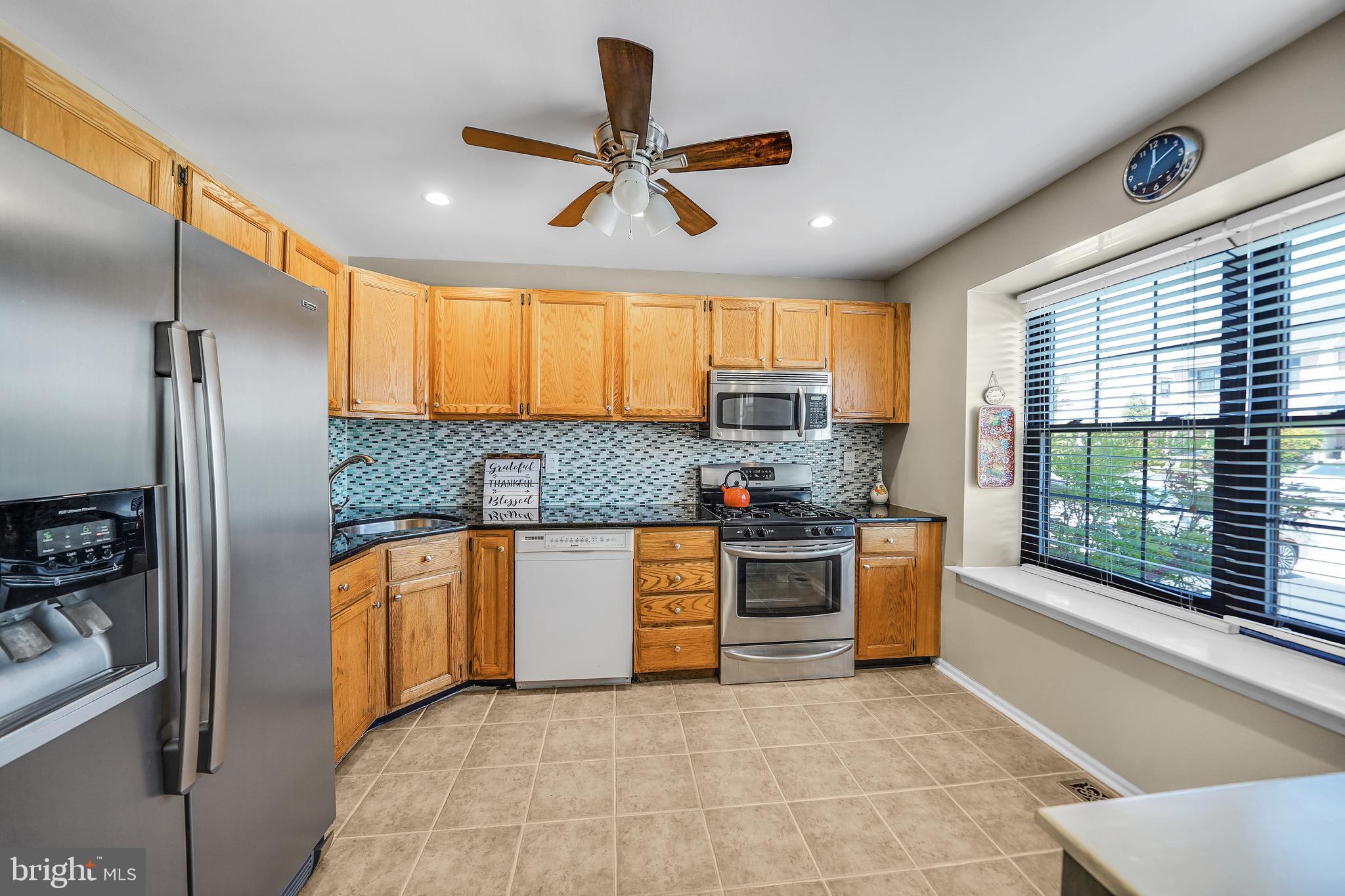 24 Ruth Road Brookhaven, PA 19015 - Photo 4 of 29 Gallery Image 4