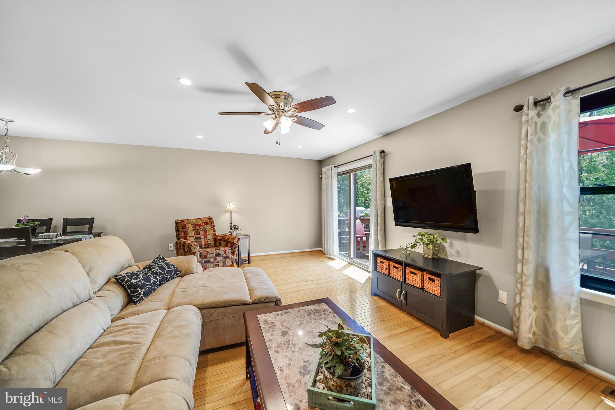 24 Ruth Road Brookhaven, PA 19015 - Photo 9 of 29 Gallery Image 9