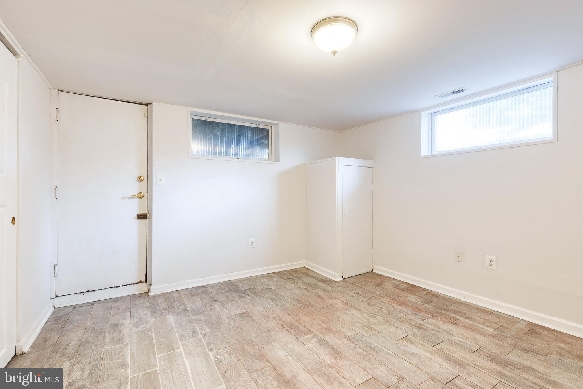 958 Middleborough Road Essex, MD 21221 - Photo 19 of 23