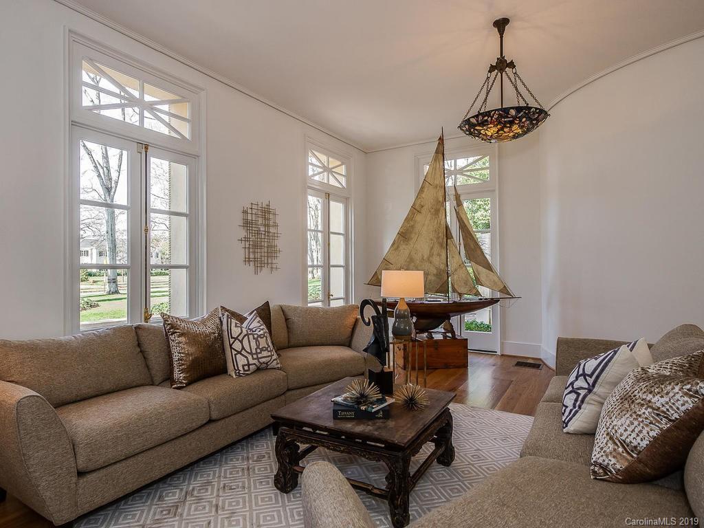 1617 Queens Road West Charlotte, NC 28207 - Photo 8 of 36 Gallery Image 8