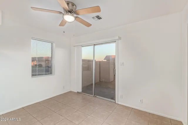 $1,650 | 511 West Blackhawk Drive, Unit 4, Phoenix, AZ 85027