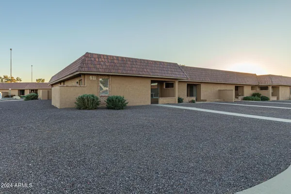 $1,600 | 511 West Blackhawk Drive, Unit 4, Phoenix, AZ 85027
