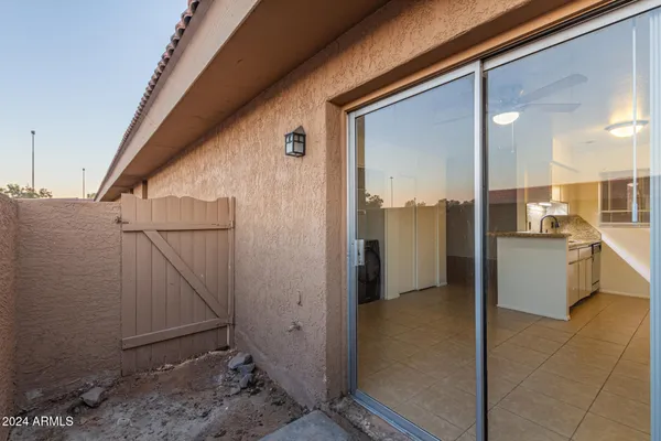 a view of a garage