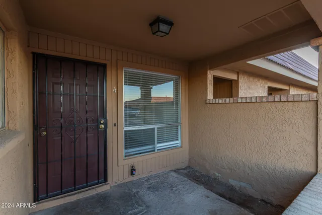 $1,650 | 511 West Blackhawk Drive, Unit 4, Phoenix, AZ 85027
