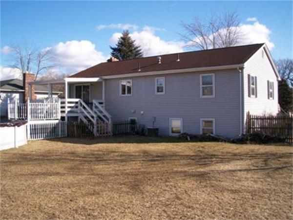 91 Robin Ridge Drive Agawam, MA 01030 - Photo 20 of 30 Gallery Image 20