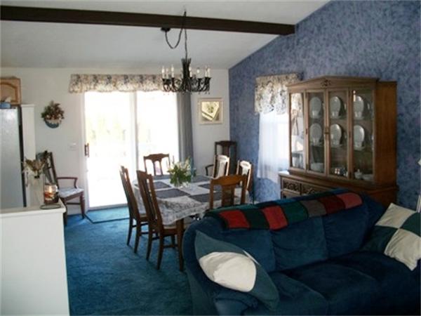 91 Robin Ridge Drive Agawam, MA 01030 - Photo 5 of 30 Gallery Image 5