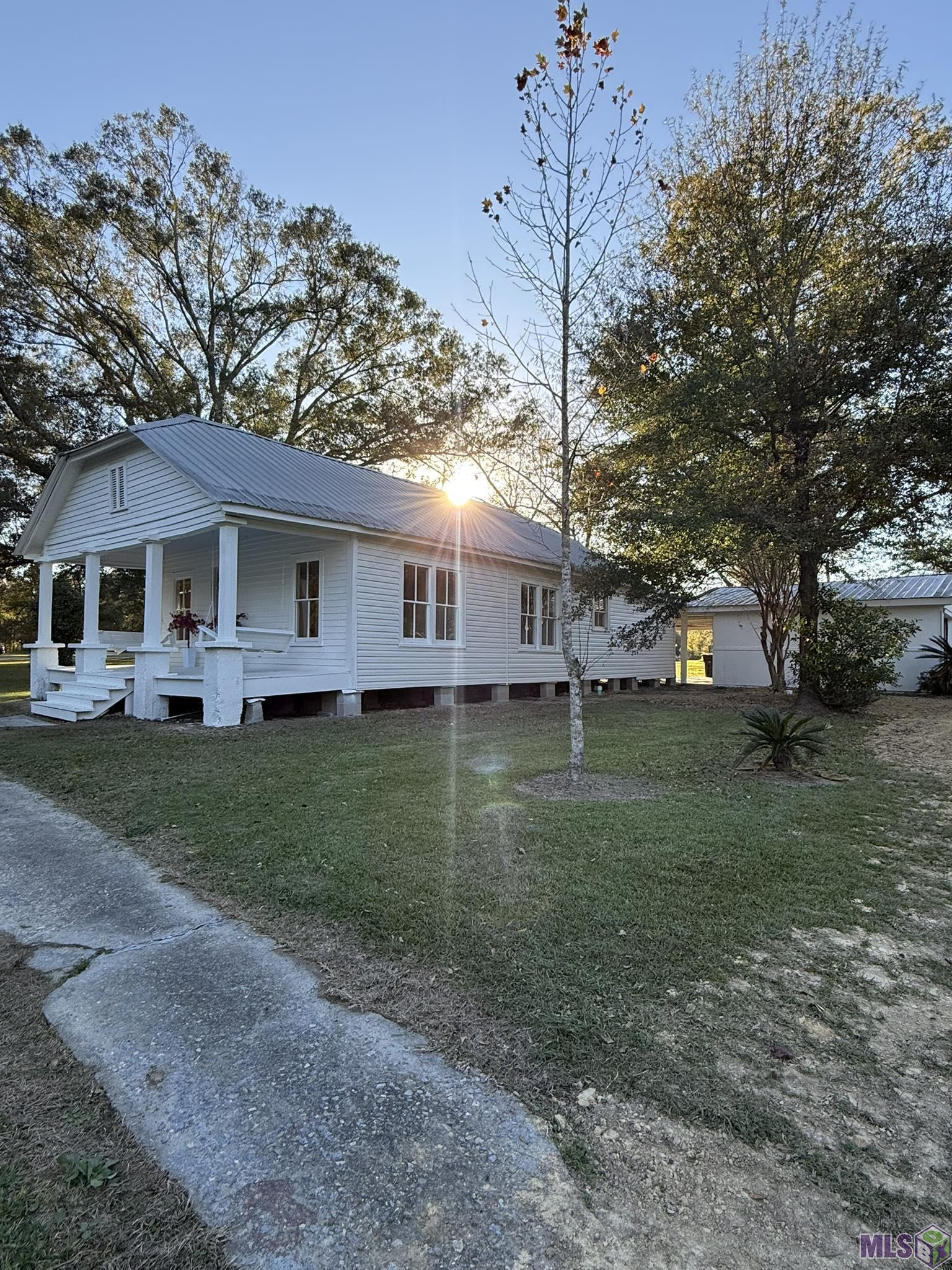 19565 Liberty Road Pride, LA 70770 - Photo 2 of 22