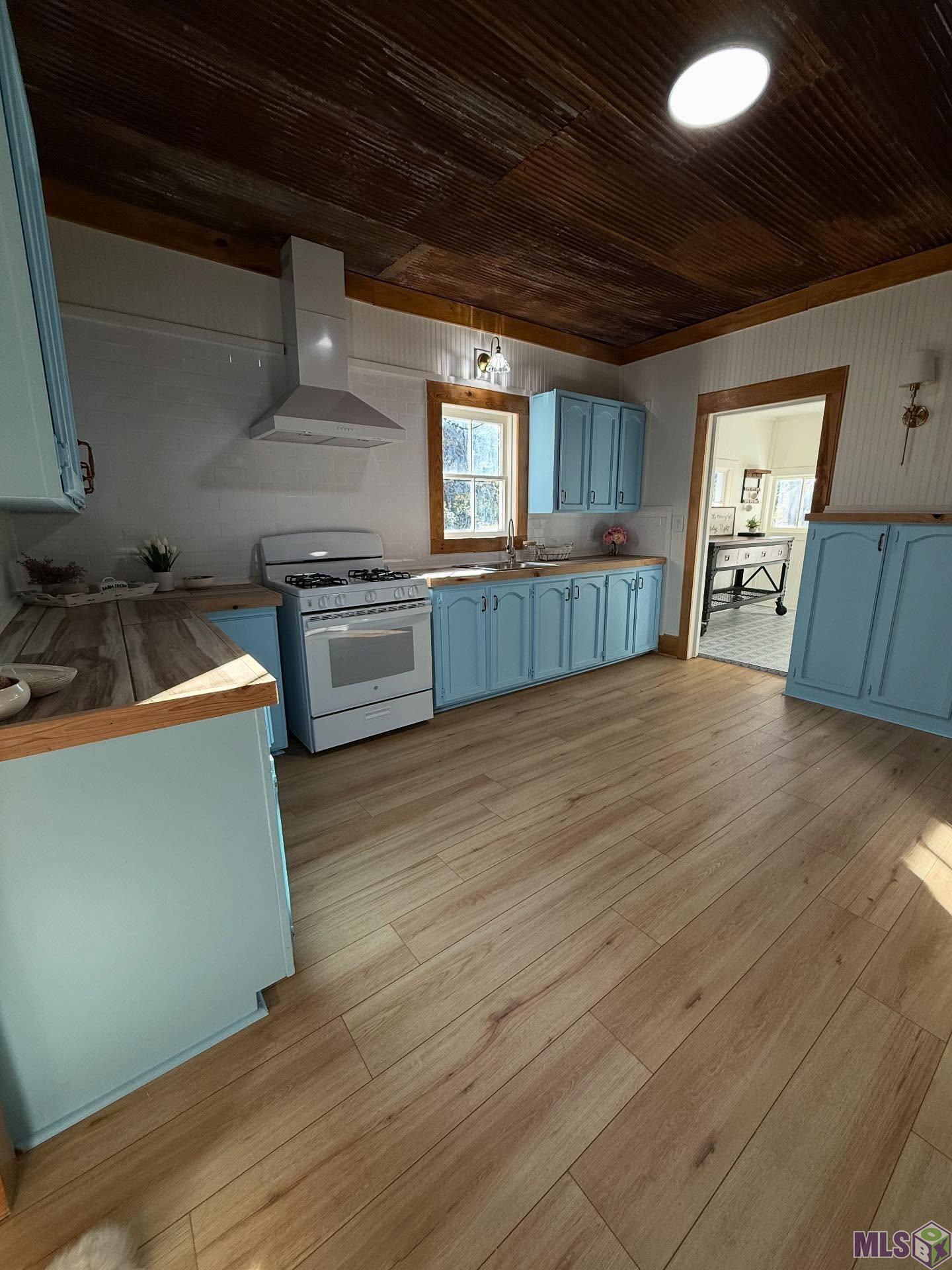 19565 Liberty Road Pride, LA 70770 - Photo 5 of 22