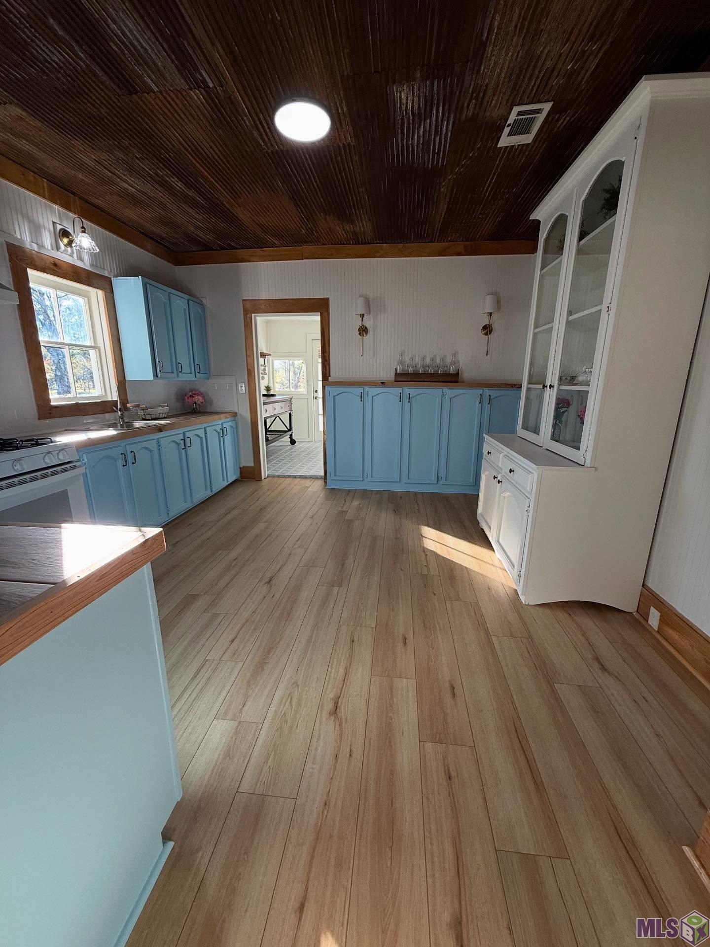 19565 Liberty Road Pride, LA 70770 - Photo 8 of 22