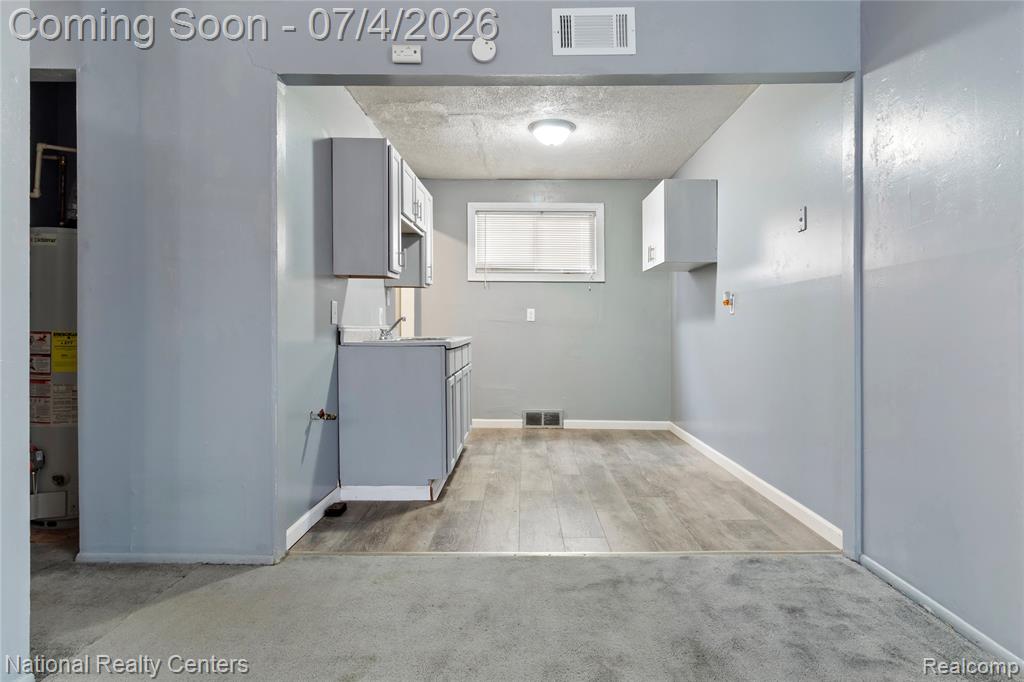13525 Evergreen Road Detroit, MI 48223 - Photo 7 of 25