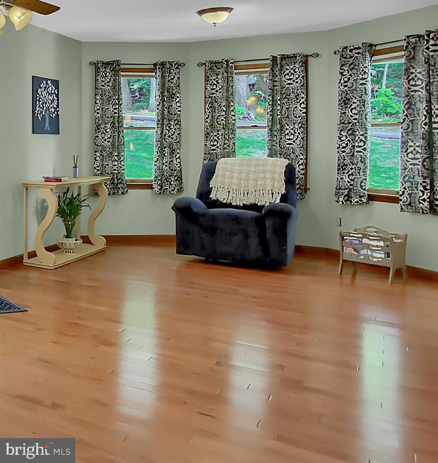 136 Chain Saw Road Dillsburg, PA 17019 - Photo 12 of 54 Hardwood Flooring