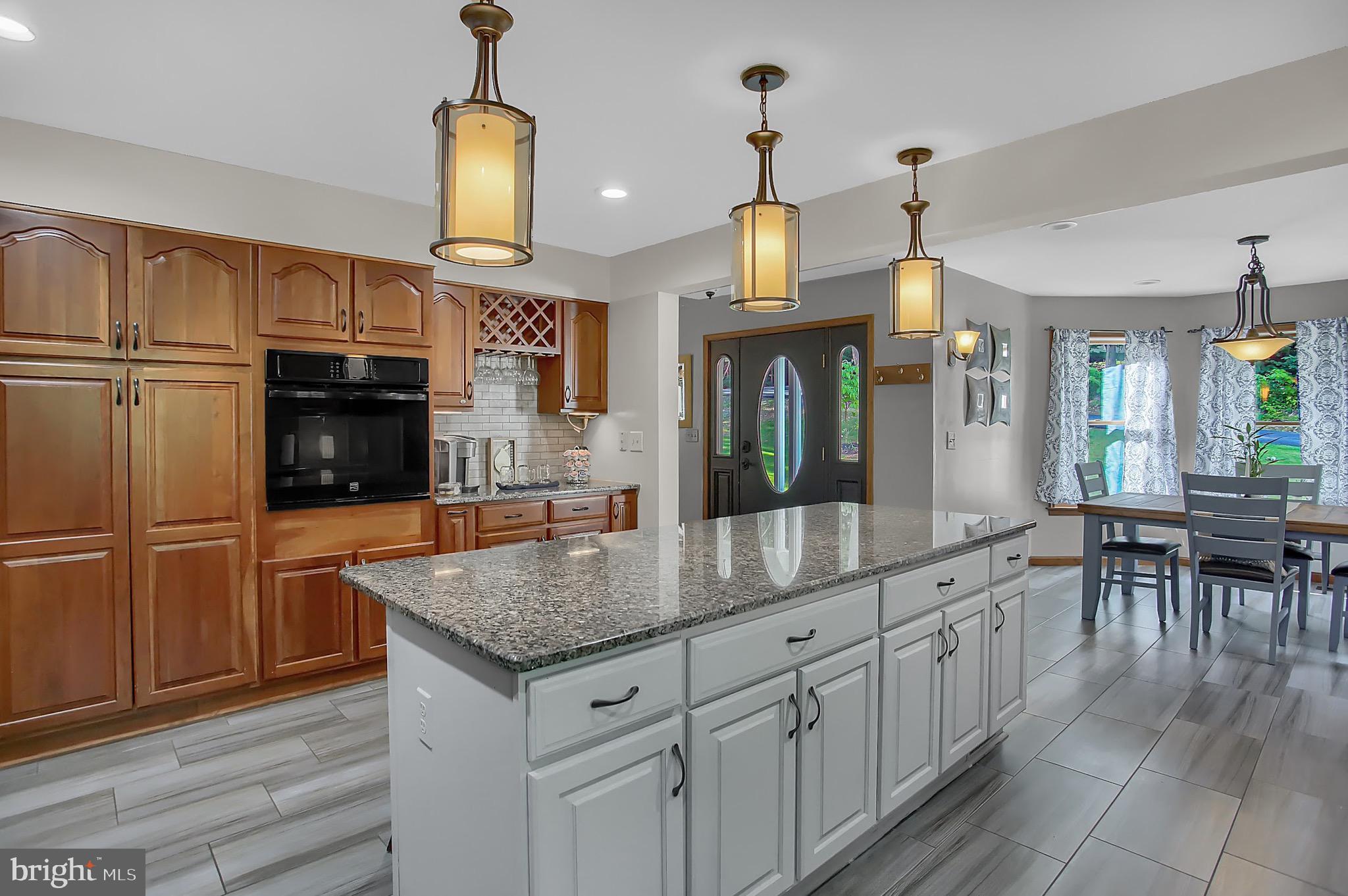 136 Chain Saw Road Dillsburg, PA 17019 - Photo 3 of 54 Kitchen, 28' X 17', Pantry, Open Dining