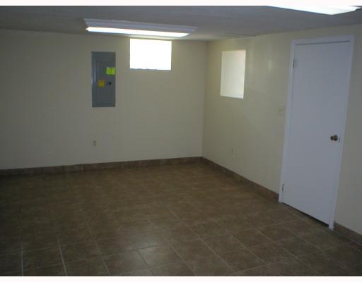 1254 Rostraver Street Monessen, PA 15062 - Photo 17 of 18 Den/Family/Great Room.