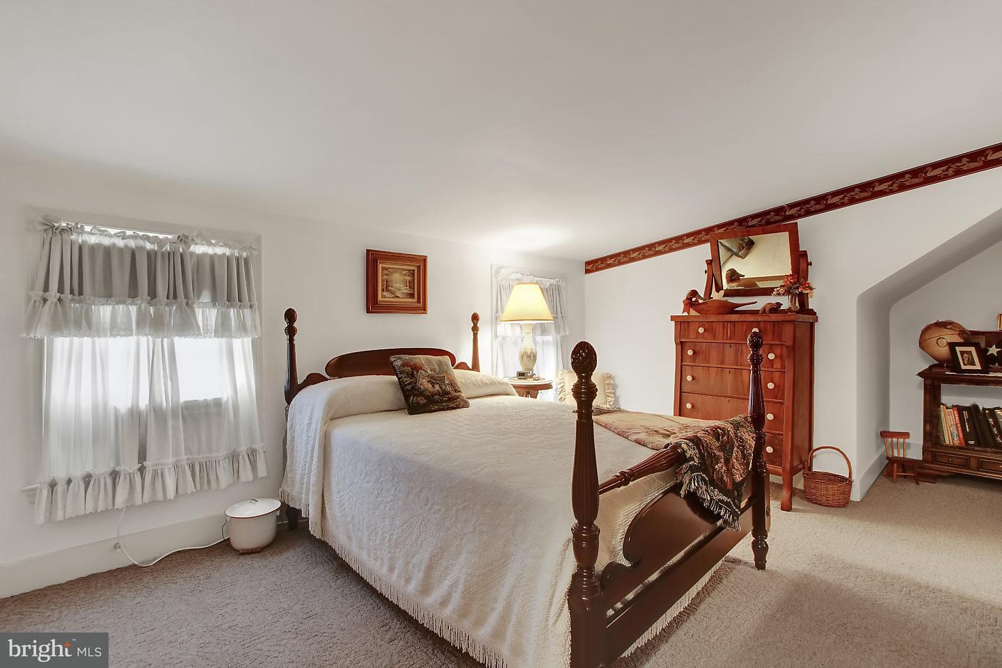 1490 Hanover Road Gettysburg, PA 17325 - Photo 19 of 25 Gallery Image 19