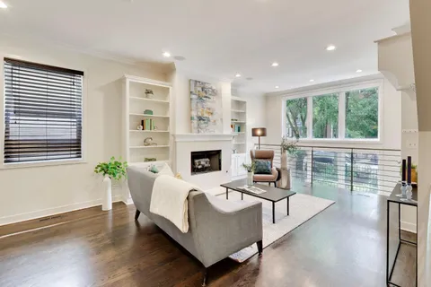 $825,000 | 1019 North Honore Street, Unit 1, Chicago, IL 60622